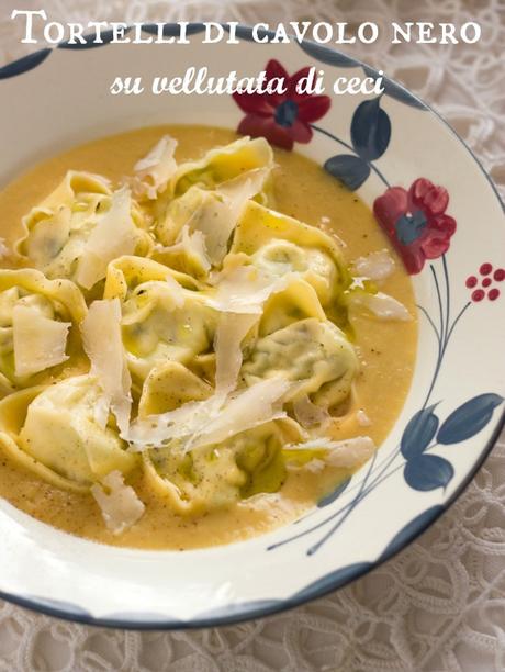 Tortelli di cavolo nero: i pulcini prendono il volo. Tortelli di cavolo nero: i pulcini prendono il volo.