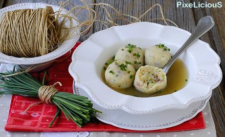 Canederli allo Speck in Brodo Canederli allo Speck in Brodo