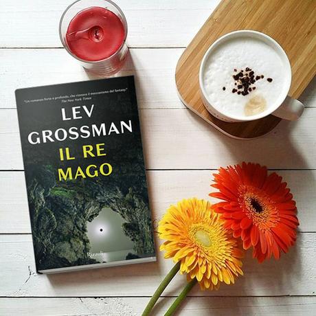 “Il Re Mago” di Lev Grossman | IN LIBRERIA “Il Re Mago” di Lev Grossman | IN LIBRERIA
