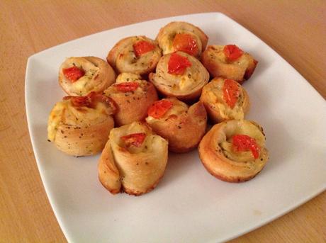 Girelle di pizza ricetta veloce Girelle di pizza ricetta veloce