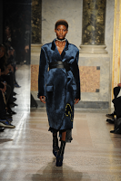 Milano Moda Donna: Angelo Marani A/I 2017-18 Milano Moda Donna: Angelo Marani A/I 2017-18