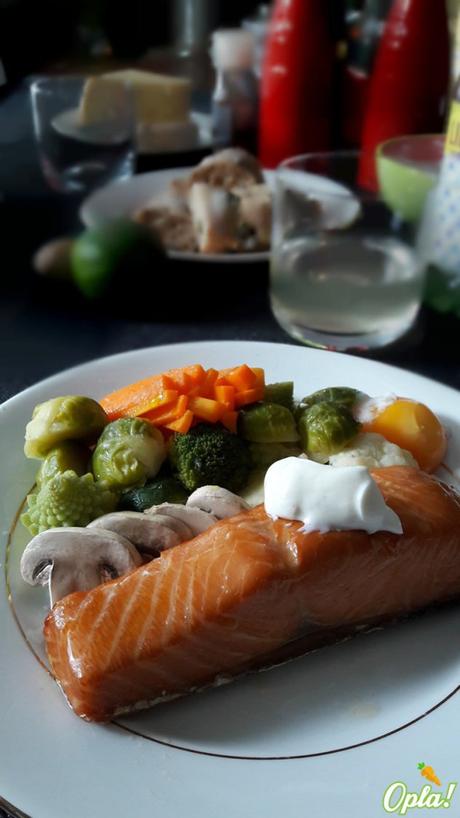 A tutto vapore! Vedure e salmone con crème fraîche A tutto vapore! Vedure e salmone con crème fraîche