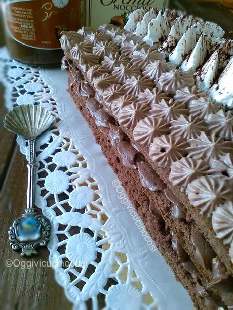 Trancio al Cioccolato e Crema di Nocciole Trancio al Cioccolato e Crema di Nocciole