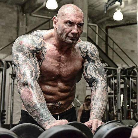 Escape Plan 2, Dave Bautista al fianco di Sylvester Stallone nel sequel Escape Plan 2, Dave Bautista al fianco di Sylvester Stallone nel sequel
