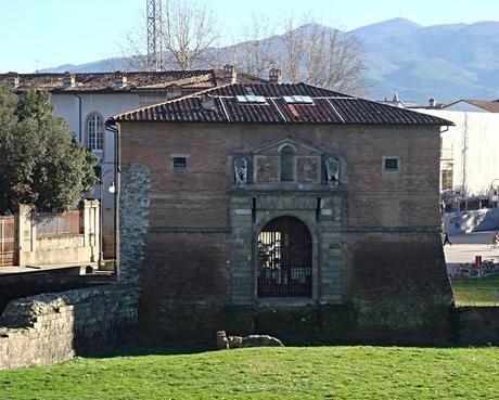 Lucca city walls Lucca city walls