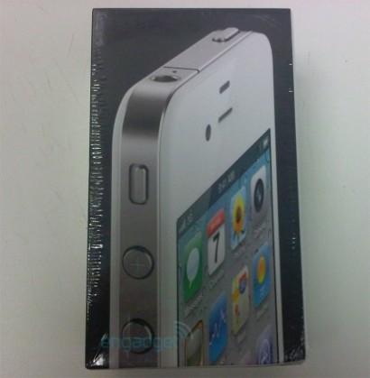 apple white iphone 4 2 foto 410x419 iPhone 4 bianco presto disponibile sugli scaffali: foto allinterno