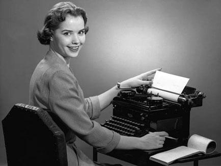 Giornalismi: macchine per scrivere e bufale
