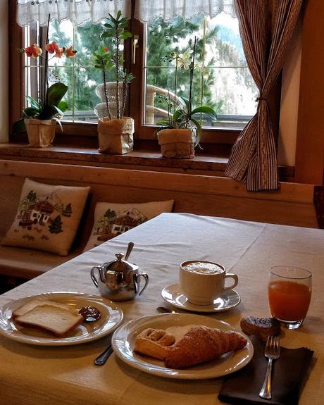 hotel malga ciapela baita dovich hotel malga ciapela baita dovich