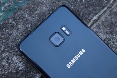 Samsung Galaxy S8 VS. iPhone 7 | Fotocamera HD Samsung Galaxy S8 VS. iPhone 7 | Fotocamera HD