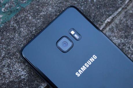 Samsung Galaxy S8 VS. iPhone 7 | Fotocamera HD Samsung Galaxy S8 VS. iPhone 7 | Fotocamera HD