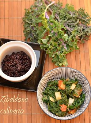 Insalata tiepida di cavolo riccio Insalata tiepida di cavolo riccio