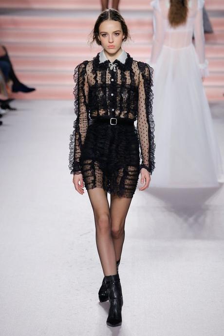TREND ALERT: FRILLS & RUFFLES TREND ALERT: FRILLS & RUFFLES