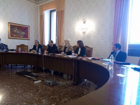 L’Università di Cagliari presentata la nuova offerta formativa: nonostante i tagli ai finanziamenti statali, in aumento i corsi di laurea nel capoluogo L’Università di Cagliari presentata la nuova offerta formativa: nonostante i tagli ai finanziamenti statali, in aumento i corsi di laurea nel capoluogo