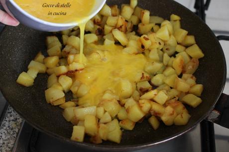 Frittata di patate e cipolla Frittata di patate e cipolla