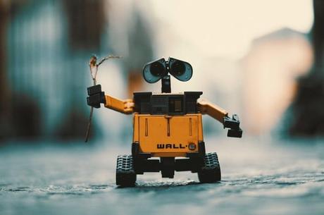 Marino, il robot umanoide che aiuterà i piccoli pazienti a vincere le loro paure Marino, il robot umanoide che aiuterà i piccoli pazienti a vincere le loro paure