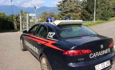 Suicidio a Maccagno, uomo si toglie la vita in casa Suicidio a Maccagno, uomo si toglie la vita in casa