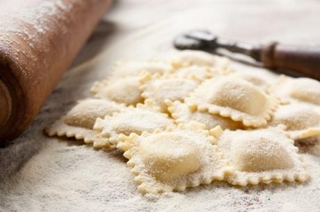 Ravioli fatti in casa senza uova Ravioli fatti in casa senza uova