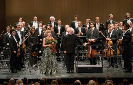 Osterfestspiele Baden-Baden 2017 – Sir Simon Rattle e Lisa Batiashvili Osterfestspiele Baden-Baden 2017 – Sir Simon Rattle e Lisa Batiashvili