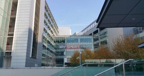 Sky, in Italia abbonati in crescita di 68mila unità (4,8 mln) | Ricavi +7% Sky, in Italia abbonati in crescita di 68mila unità (4,8 mln) | Ricavi +7%