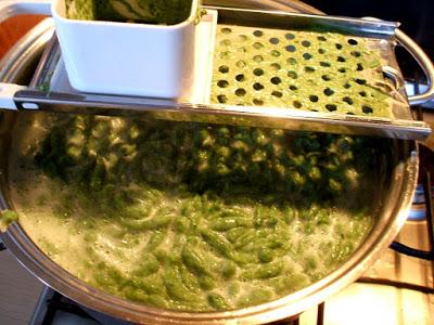Spätzle verdi agli spinaci Spätzle verdi ovvero Gnocchetti Tirolesi in due versioni