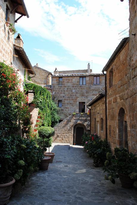 Visita a Civita di Bagnoregio, la città che… vive! civita di bagnoregio cosa vedere (1)