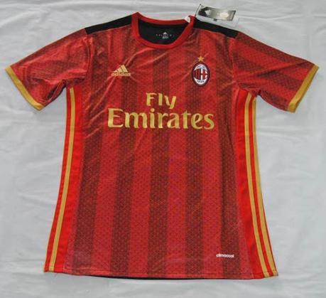 Milan, terza maglia 2017/2018 che ricorda la Cina? Milan, terza maglia 2017/2018 che ricorda la Cina?