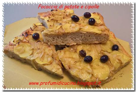 Focaccia di patate e cipolle Focaccia di patate e cipolle