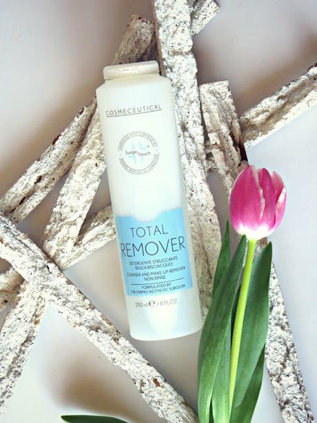Surgic Touch cosmeceutici - I detergenti viso per una pelle radiosa Surgic Touch cosmeceutici - I detergenti viso per una pelle radiosa