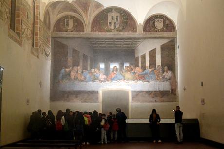 Sotto la pioggia. Milano - Cenacolo
