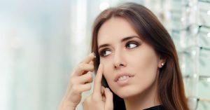 Lenti a contatto? Come truccarsi senza (spiacevoli) sorprese Truccarsi con le lenti a contatto