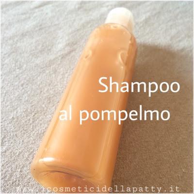Shampoo fai da te sebonormalizzante al Pompelmo Shampoo fai da te sebonormalizzante al Pompelmo