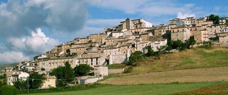 Visitare Navelli (L’Aquila) Visitare Navelli (L’Aquila)