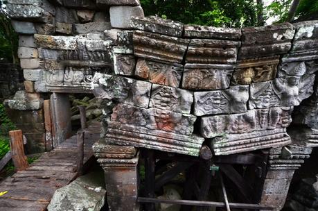 Viaggio in Cambogia alla ricerca dei templi perduti di Beng Mealea Viaggio in Cambogia alla ricerca dei templi perduti di Beng Mealea
