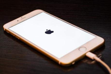 iOS 10.3.2 vs iOS 10.3.1 – Arriva il test della batteria iOS 10.3.2 vs iOS 10.3.1 – Arriva il test della batteria
