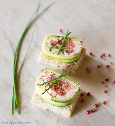 UN,DUE, TRE ROLLER CON SALUMI,CREMA DI FORMAGGIO E VERDURE UN,DUE, TRE ROLLER CON SALUMI,CREMA DI FORMAGGIO E VERDURE