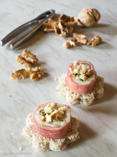 UN,DUE, TRE ROLLER CON SALUMI,CREMA DI FORMAGGIO E VERDURE UN,DUE, TRE ROLLER CON SALUMI,CREMA DI FORMAGGIO E VERDURE
