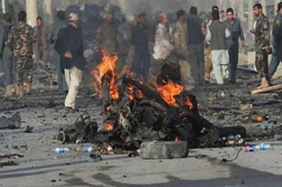 L'esplosione di una bomba ha ucciso 11 persone dirette a un matrimonio in Afghanistan L'esplosione di una bomba ha ucciso 11 persone dirette a un matrimonio in Afghanistan