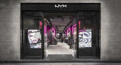 Mai provato un primer spray? Ecco Nyx First Base! Mai provato un primer spray? Ecco Nyx First Base!