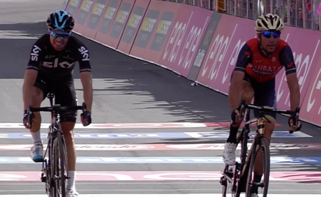 Giro d’Italia, a Bormio impresa di Nibali. Dumoulin in difficoltà ma rimane in rosa Giro d’Italia, a Bormio impresa di Nibali. Dumoulin in difficoltà ma rimane in rosa