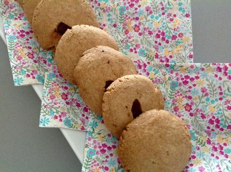 Biscotti con farina di avena e scaglie di cioccolato senza burro Biscotti con farina di avena e scaglie di cioccolato senza burro