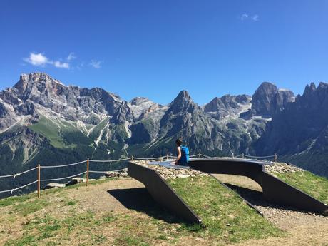 Due cuori e una vacanza romantica sulle Dolomiti Due cuori e una vacanza romantica sulle Dolomiti