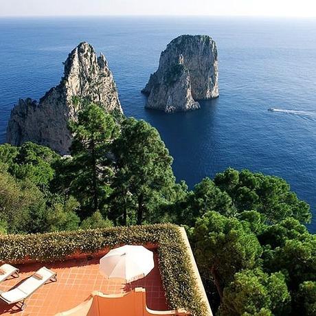Due cuori e una vacanza romantica sulle Dolomiti Due cuori e una vacanza romantica sulle Dolomiti