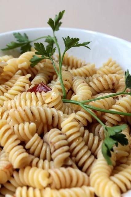 Fusilli al sughetto di pizzaiola