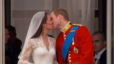 Designers Opinion of the Royal Wedding Dress / Il parere degli stilisti sul vestito da sposa di Kate Middleton
