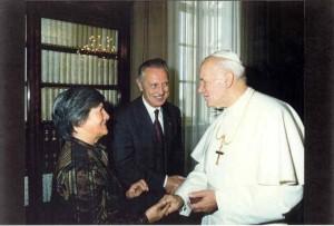 Quello che gli scienziati dicevano su Giovanni Paolo II…