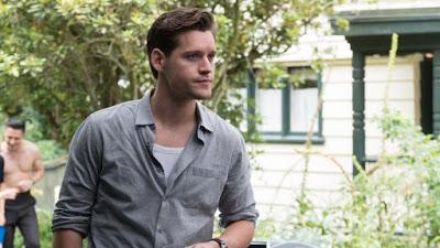 Luke Kleintank: the real hunk! Luke Kleintank: the real hunk!