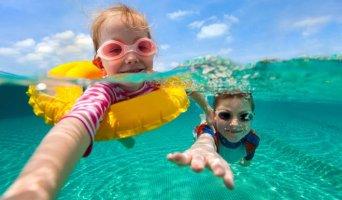 Caldo: cinque consigli per proteggere i bambini bambini estate