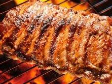 Carne alla griglia piastra. Perché male?