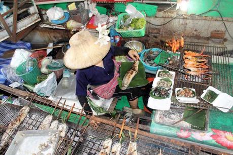 Bangkok e il ristorante galleggiante Tailing Chan Bangkok e il ristorante galleggiante Tailing Chan