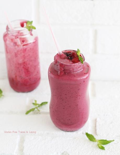 Frozen yogurt ai frutti di bosco - Gluten Free Travel and Living Frozen yogurt ai frutti di bosco - Gluten Free Travel and Living